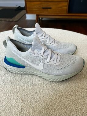 Nike Women’s Epic React Flyknit 2 Sneakers